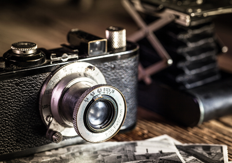 Поздравительная открытка Старинные фотоаппараты