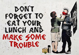 Не забудь съесть свой обед и создать неприятности / Don't forget to eat your lunch and make some trouble. Почтовая открытка